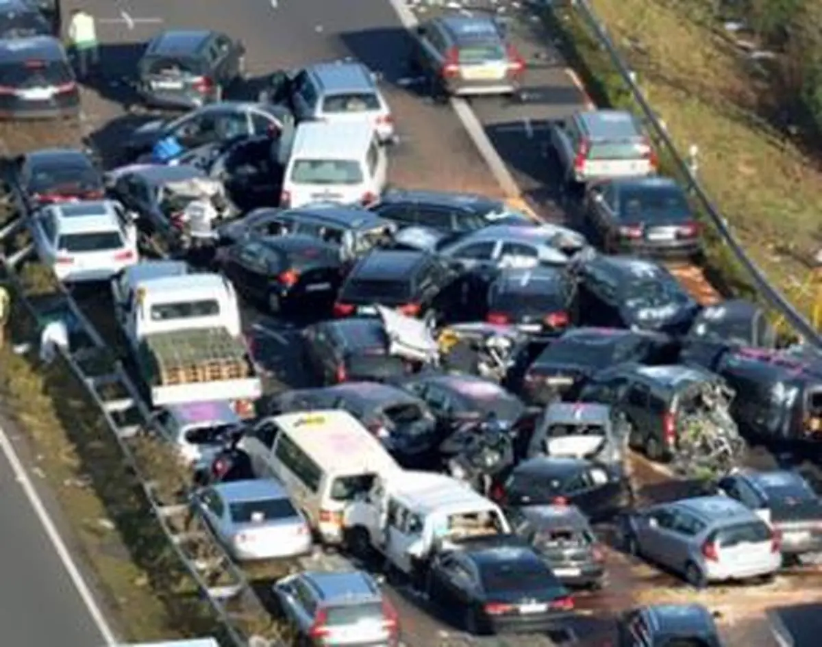 برخورد 65 خودرو در آزادراه کرج-قزوین