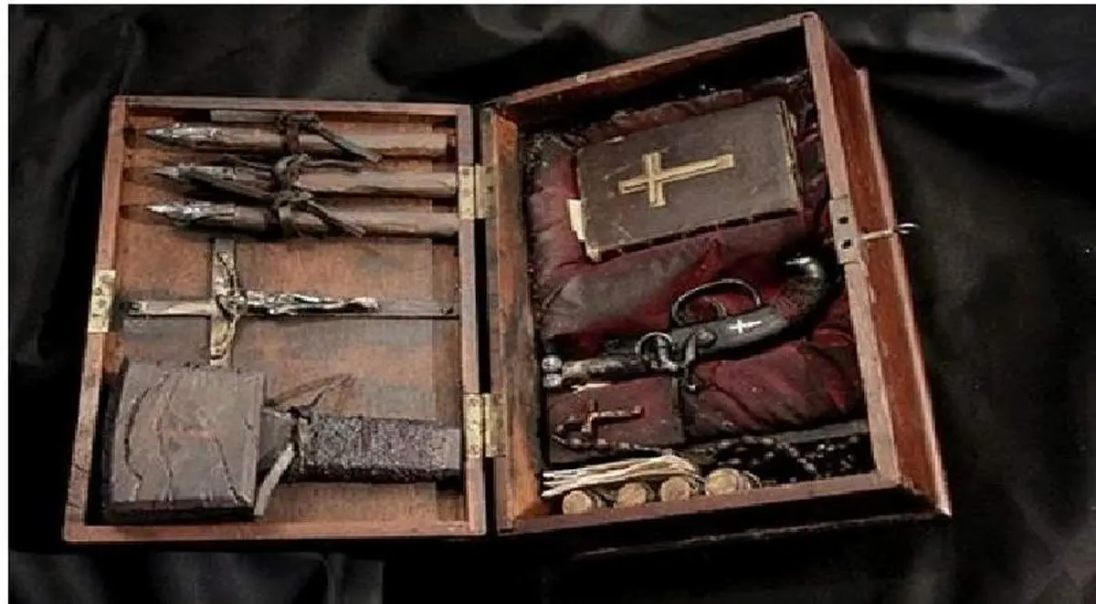 عکس/ابزار شکار "خون آشام" ها