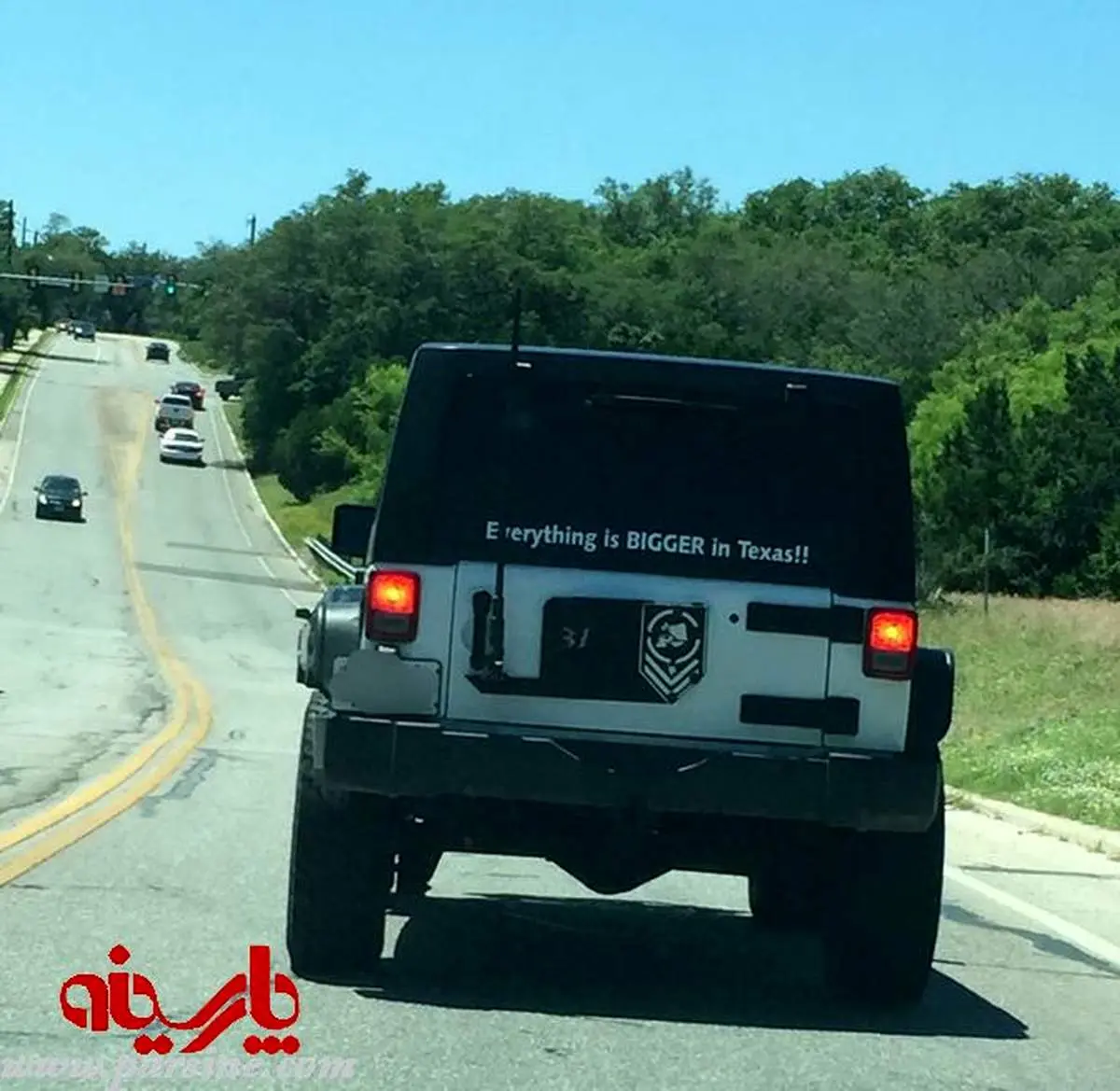 پشت نویسی جیپ غول پیکر/تگزاس آمریکا