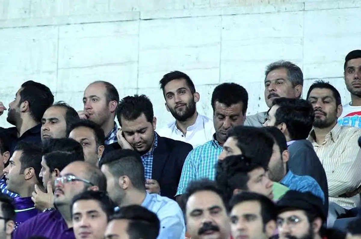 پیام صادقیان در ورزشگاه آزادی/ عکس