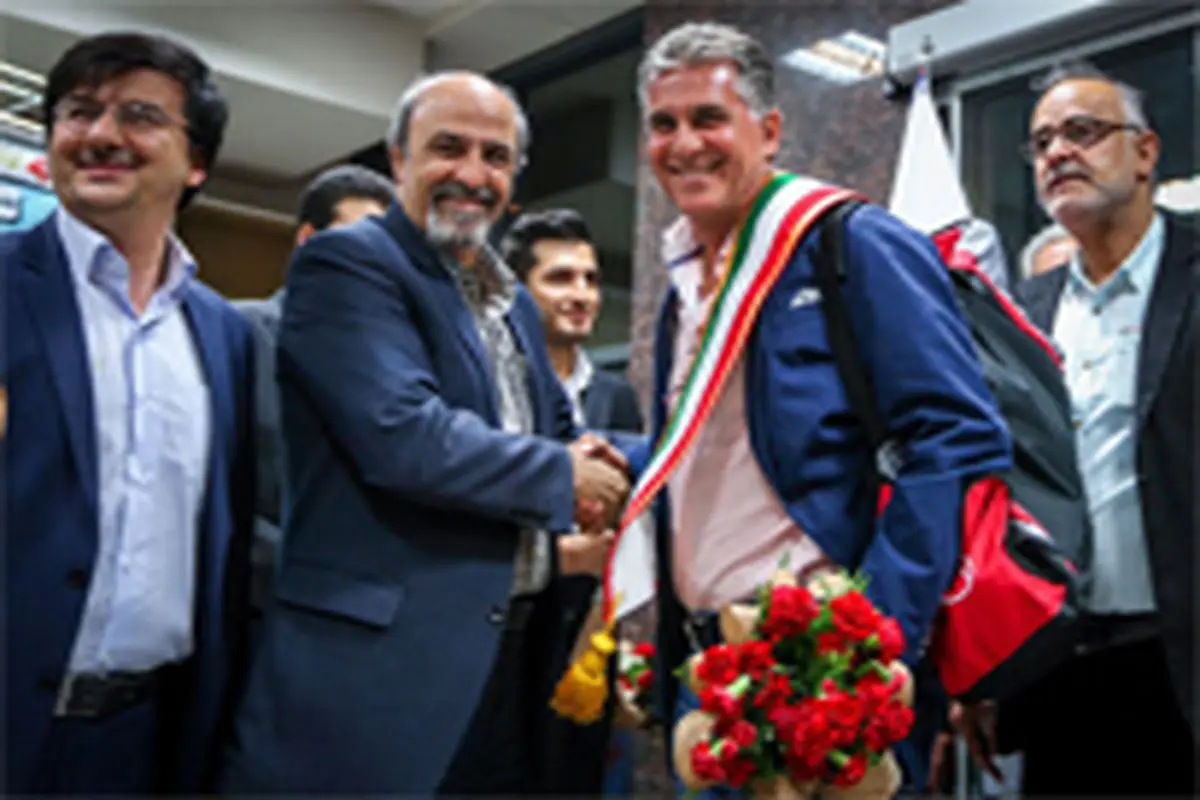 وزارتِ چند صدایی ورزش!