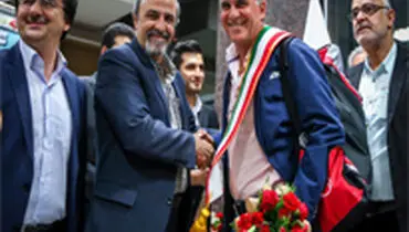 وزارتِ چند صدایی ورزش!