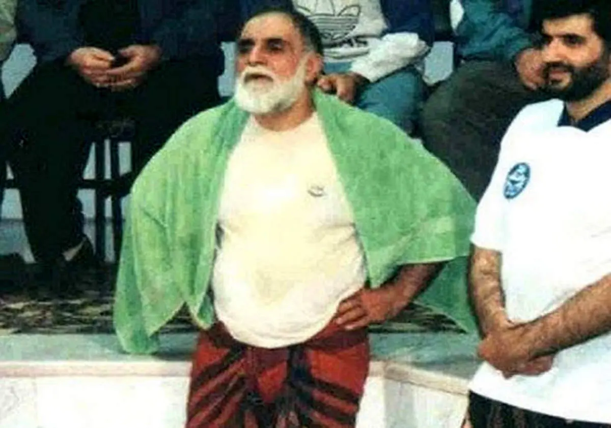 ناطق نوری در گود زورخانه + عکس