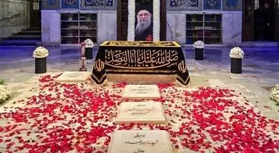 اطلاعیه مهم دفتر رهبر شهید انقلاب در مورد نماز لیله الدفن ایشان