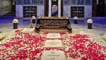 اطلاعیه مهم دفتر رهبر شهید انقلاب در مورد نماز لیله الدفن ایشان