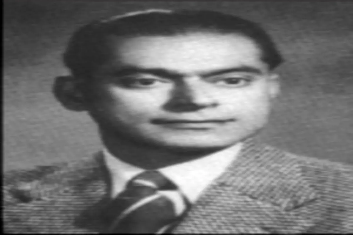 چند خاطرۀ کوتاه از استاد دکتر محمد معین