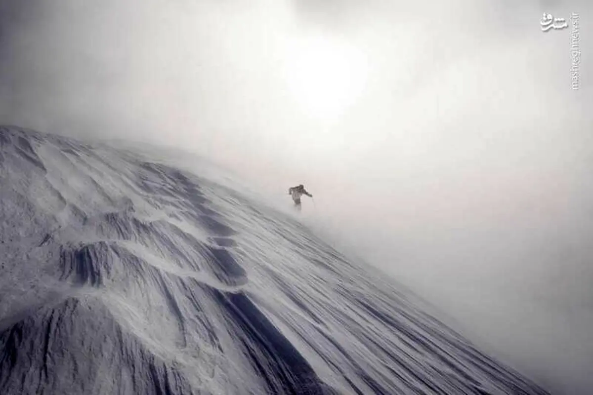 نقاشی باد بر روی برف+عکس