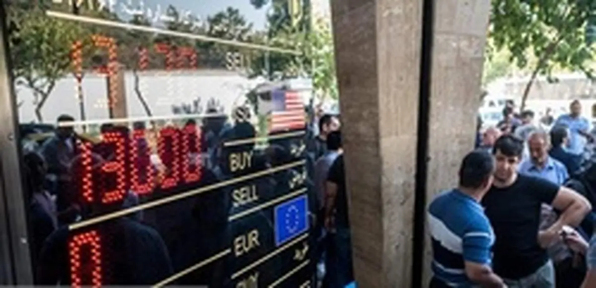 دولت سکان بازار ارز را به دست می‌گیرد