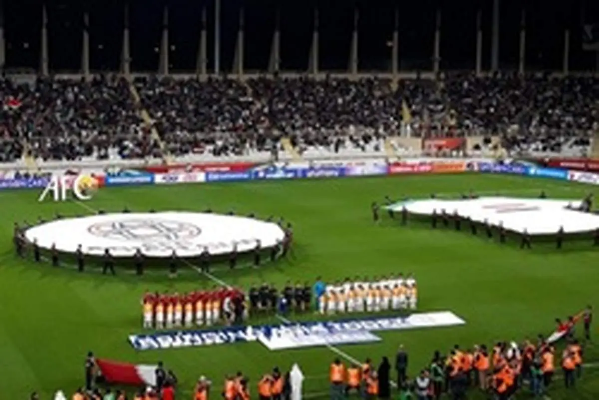 سیاسی کاری میزبان حال فوتبال را بد کرد