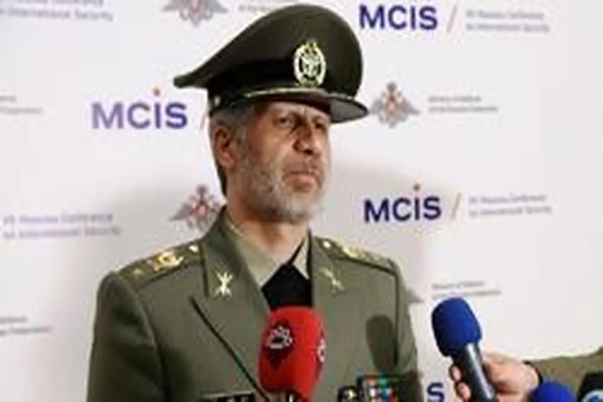 وزیر دفاع: دومین ماهواره ایرانی به فضا می رود