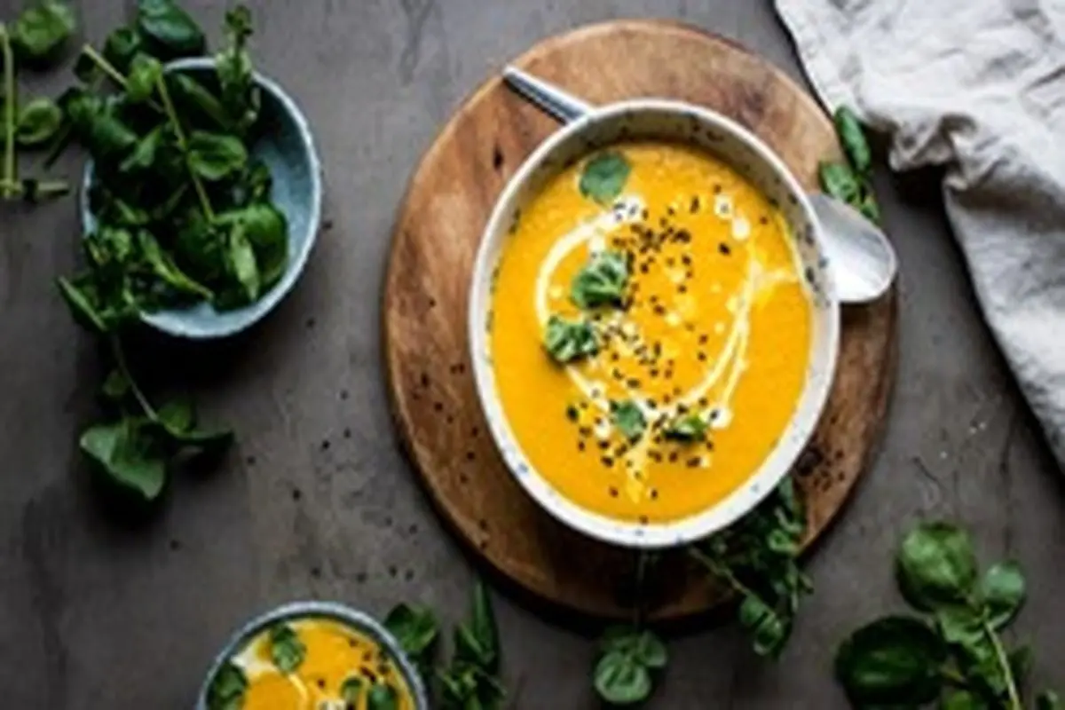 سوپ پاکسازی کننده هویج و زنجبیل