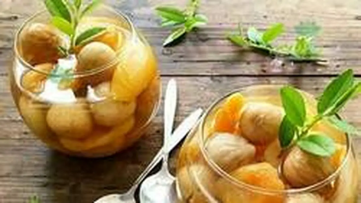 طرز خیساندن انجیر خشک در آب و شیر