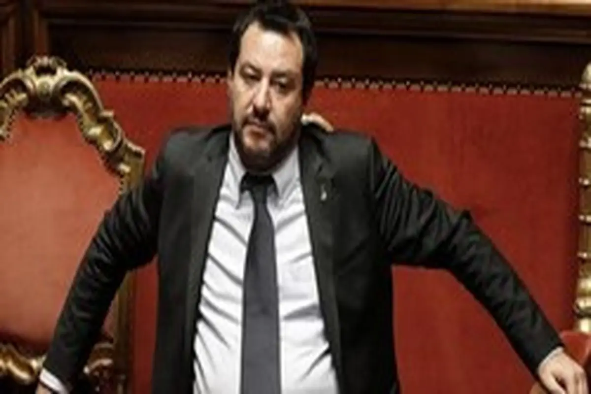 وزیر کشور ایتالیا به آدم ربایی متهم شد