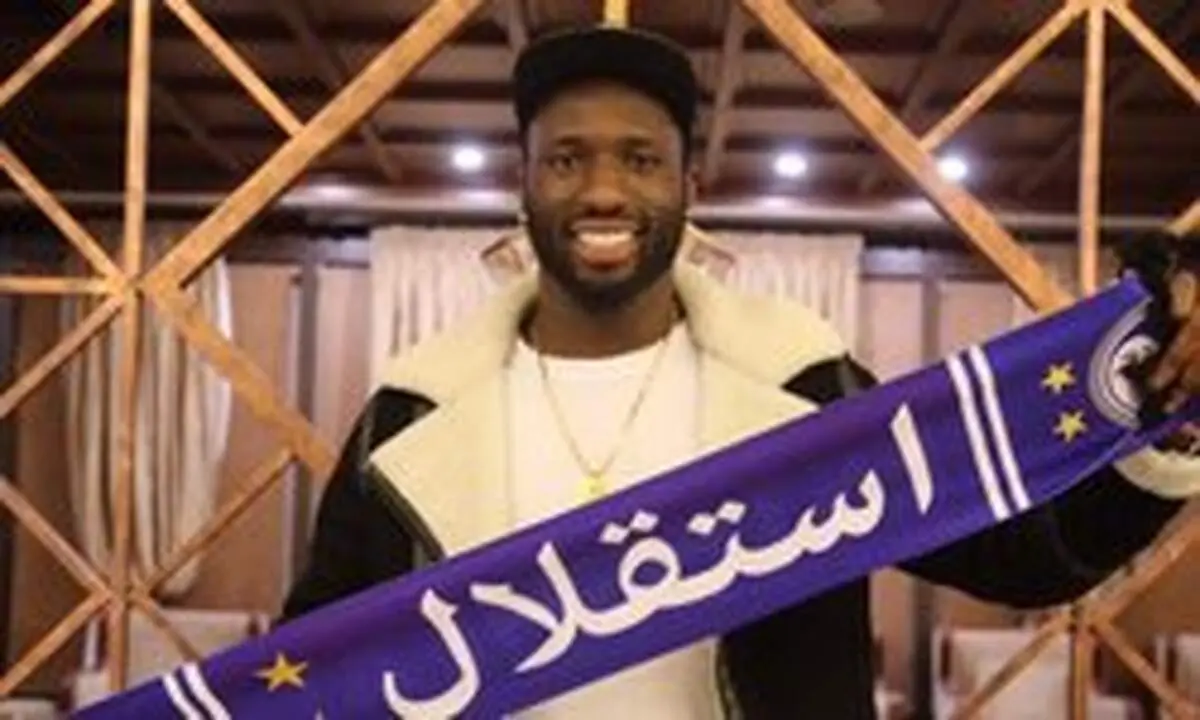 اسماعیل در جریان بازی کم گل می‌زند!
