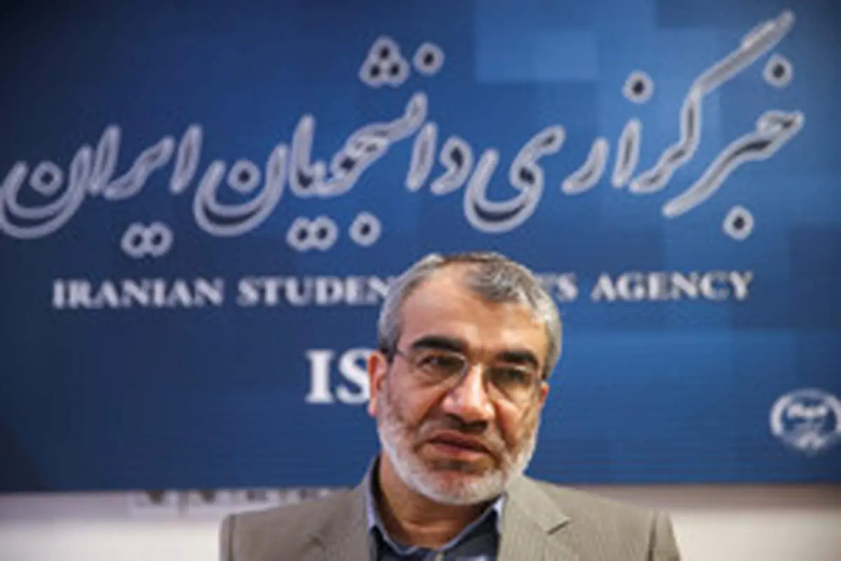 کدخدایی: منتقدان نباید قانون را نادیده بگیرند