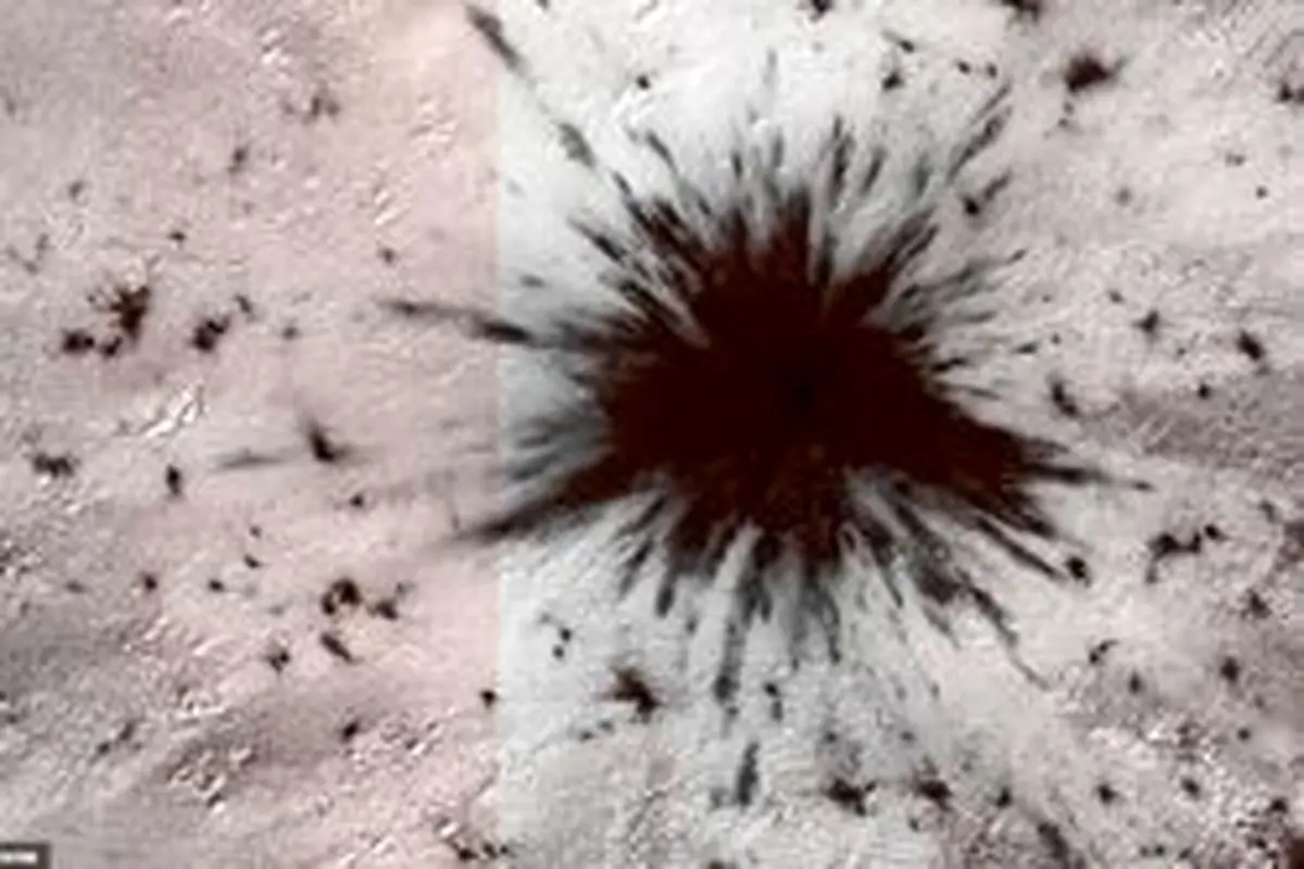 تصاویری از برخورد یک شی آسمانی با مریخ