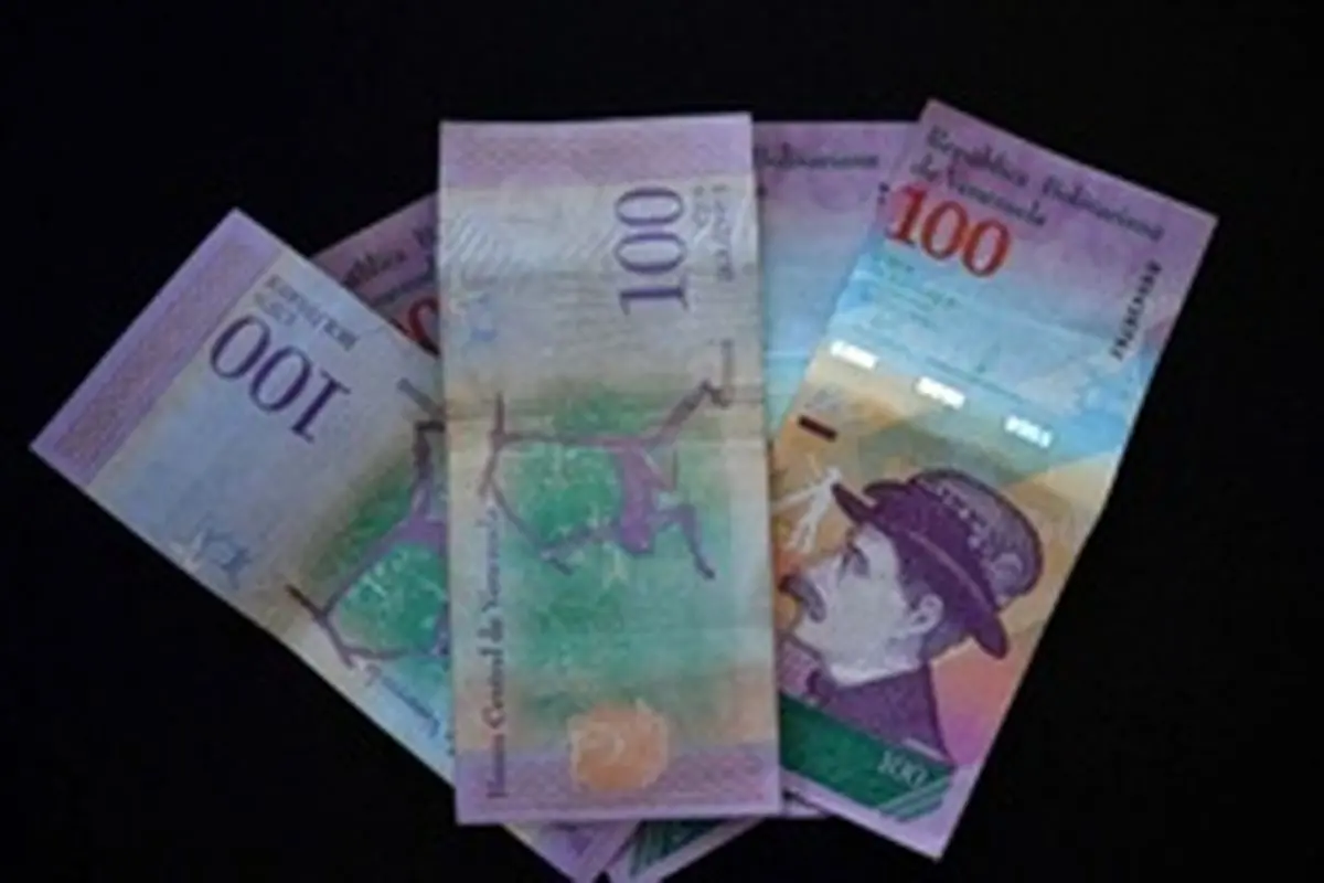 کاهش ۳۵ درصدی ارزش پول ونزوئلا