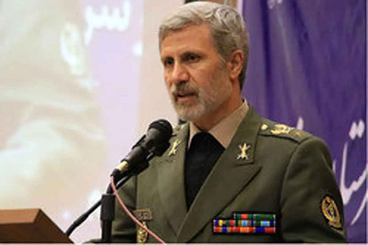 وزیر دفاع: موشک‌های برد بلند ایران فریاد آمریکا را درآورد
