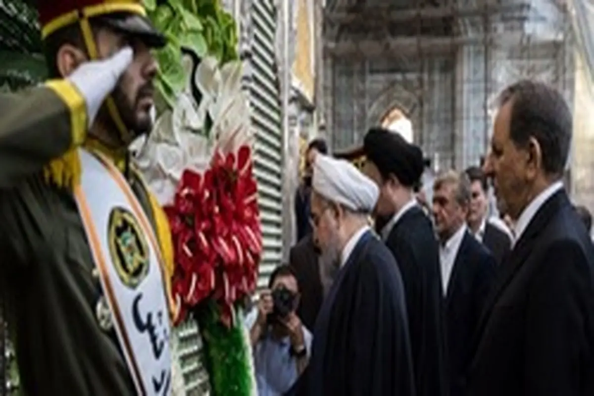 تجدید میثاق رئیس‌جمهور و اعضای دولت با آرمان‌های امام(ره) و شهیدان