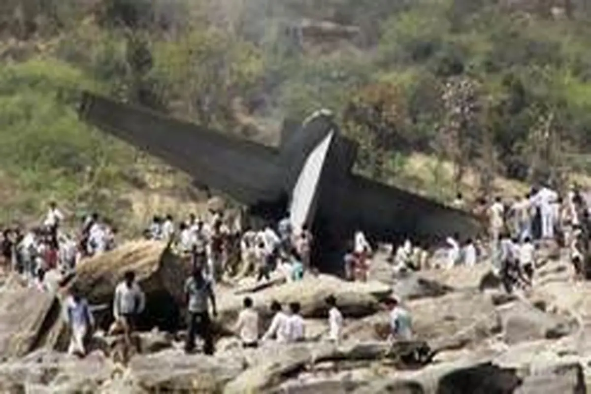 سقوط یک جنگنده نیروی هوایی هند