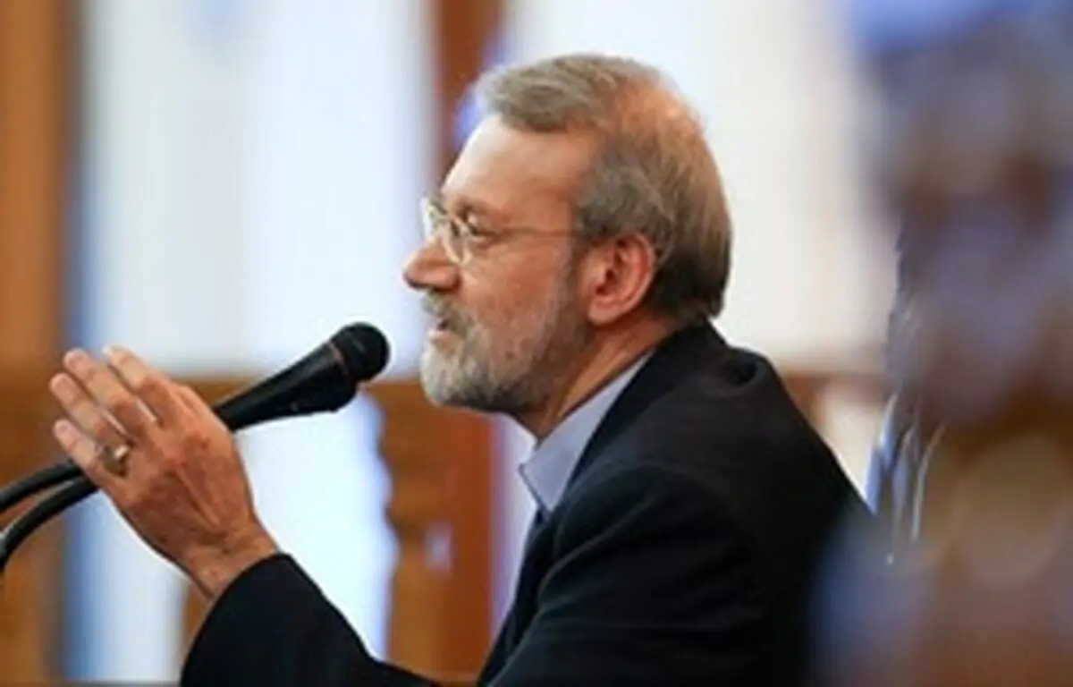 علی لاریجانی: انقلابی بودن به شعار دادن نیست