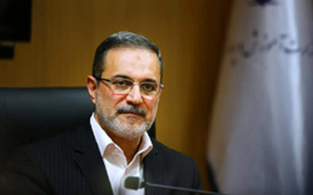 بطحایی: به دانشآموزان بیاموزیم چرا یاد و نام امام خمینی ماندگار شد
