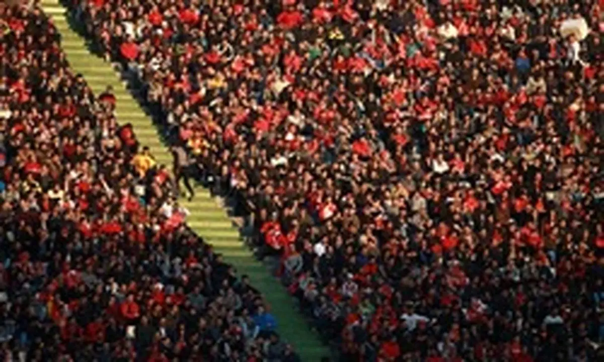 هافبک ملی پوش؛ در پرسپولیس هستم و جایی نمیروم