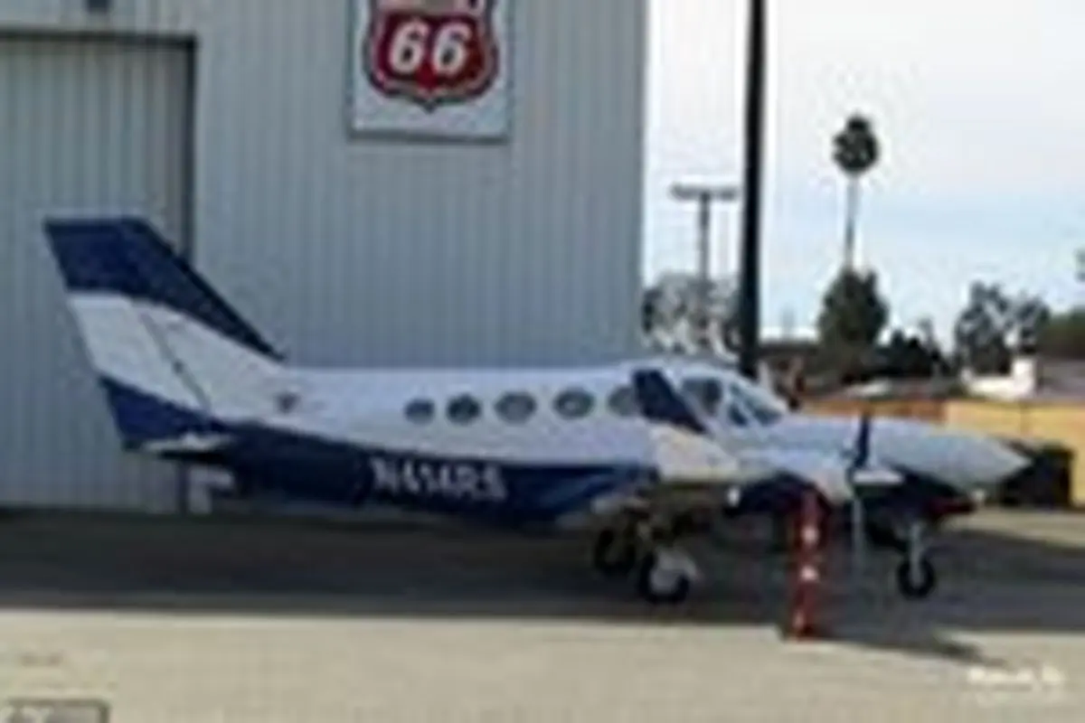 سقوط مرگبار هواپیما بر روی واحد مسکونی در کالیفرنیا