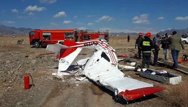 سقوط هواپیمای آموزشی در کاشمر +عکس