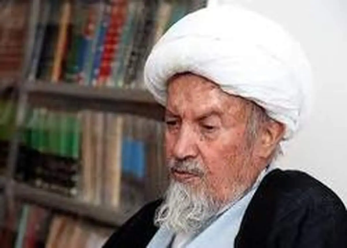 تکذیب شایعه درگذشت آیتالله مؤمن