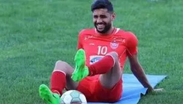 شماره ۱۰ پرسپولیس از رویای دوگانه می‌گوید
