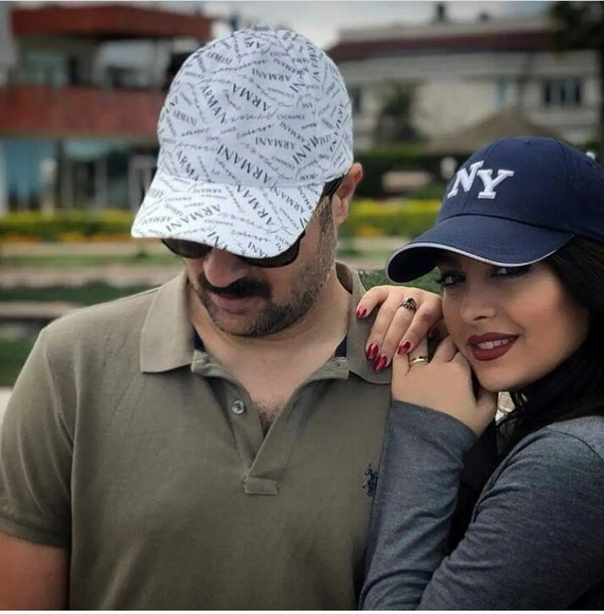 احمد مهرانفر و همسرش مونا فائز پور