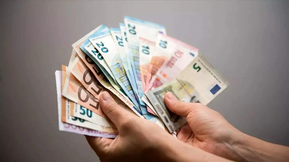 آخرین قیمت دلار، یورو و سایر ارزها برای امروز ۶ دی + امروز