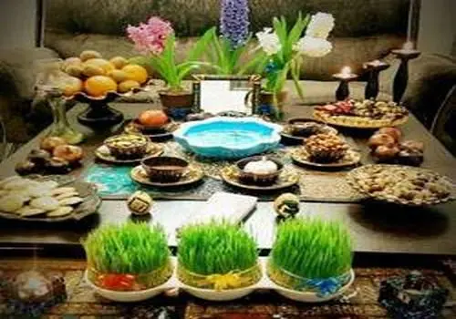 10 چیدمان سفره هفت سین خاص برای عید ۱۴۰۳+ تصاویر