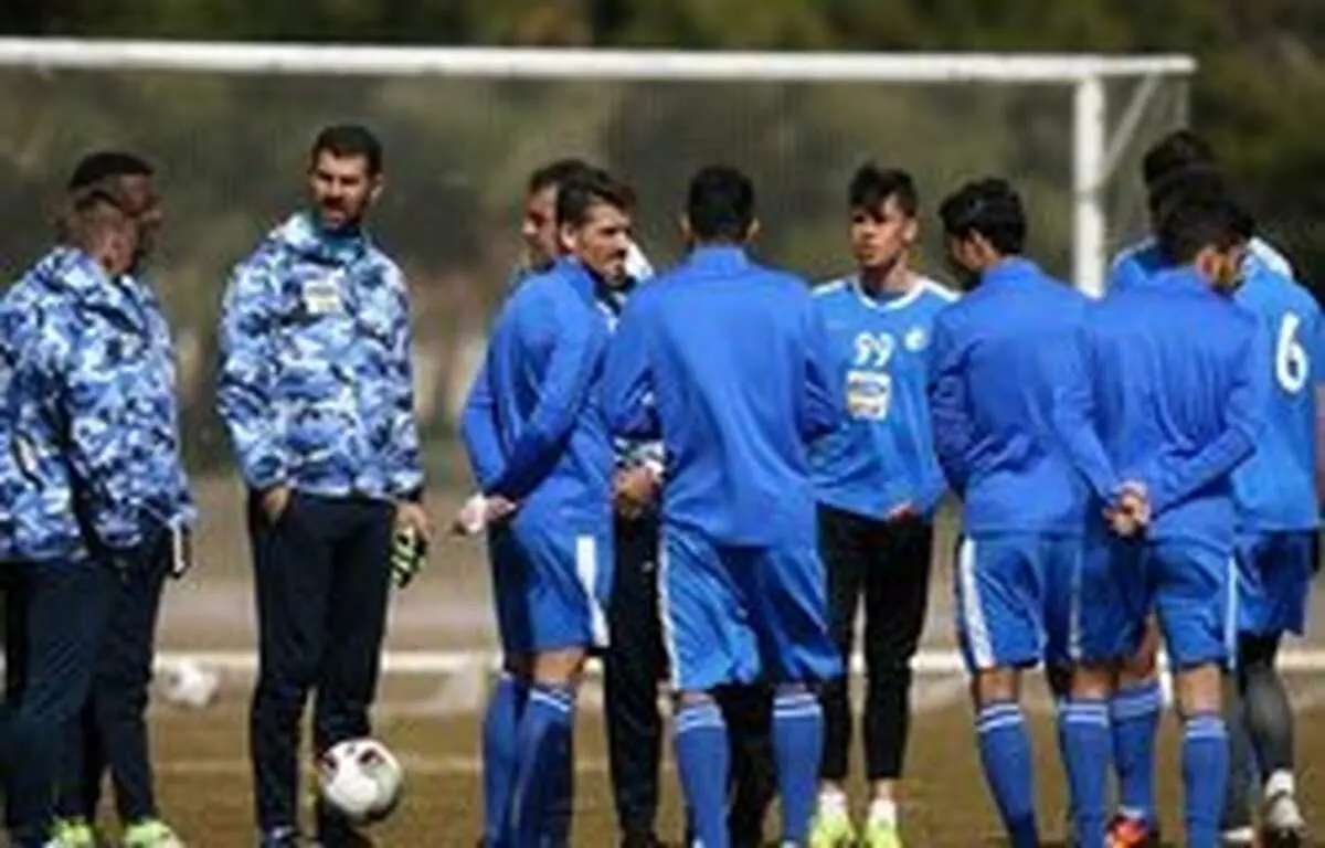 زمان بازی فولاد و استقلال تغییر کرد