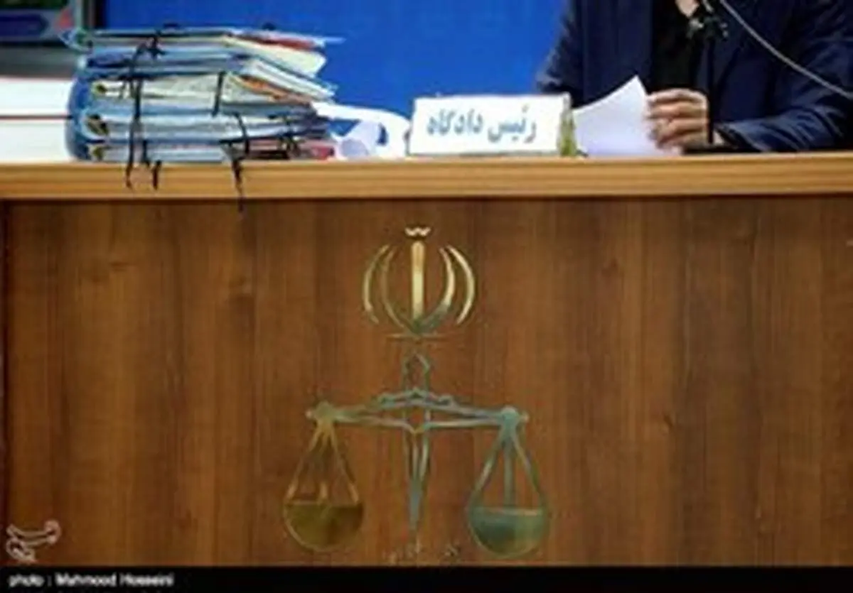 افشاگری هدایتی از جلسات شبانه در استخر برای امضای مصوبات