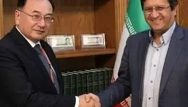خبر همتی از بهبود روابط بانکی ایران و ژاپن +عکس