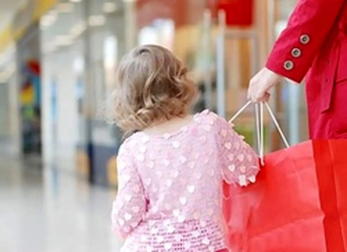 با بهانه‌گیری‌های کودک در خرید عید چه کنیم؟