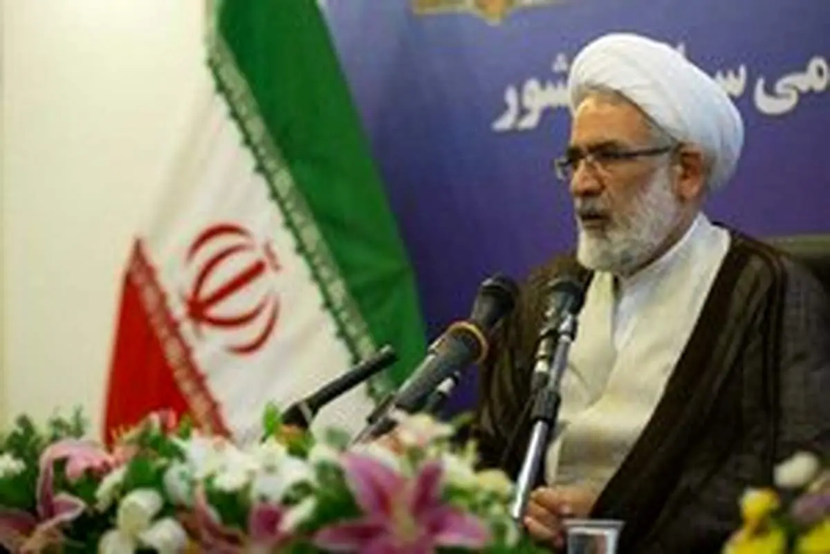 منتظری: ۶۰ کانتینر گوشت در گمرک باقی مانده است