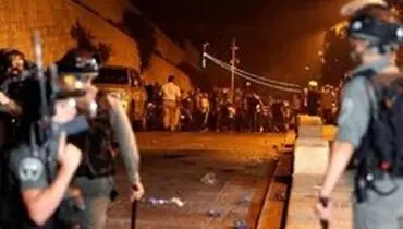 زخمی شدن ۱۰ فلسطینی در حمله صهیونیست‌ها به مسجدالاقصی