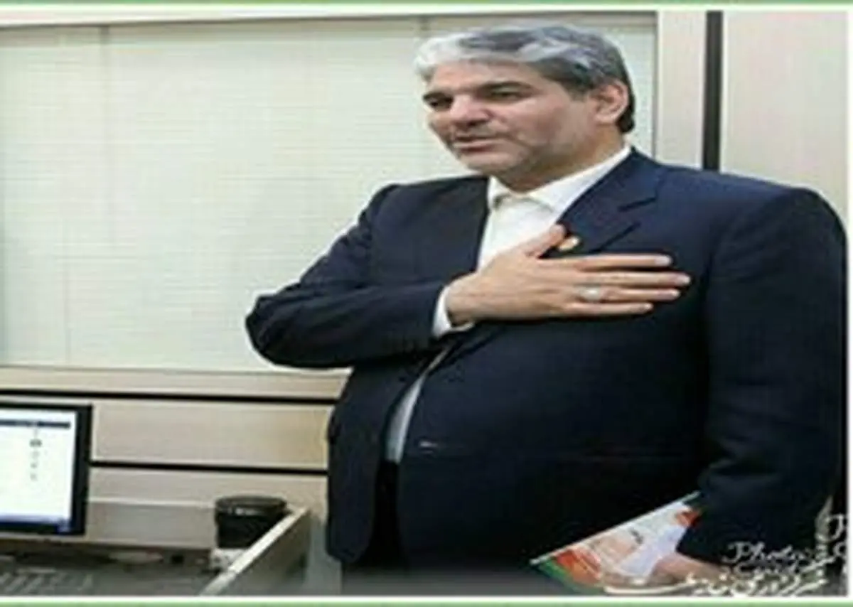 اظهارات نمایندهای که ۲۳ هزار رای دارد: من و امضاکنندگان طرح استیضاح رئیس جمهور، هرکدام مان صدهزار نفریم!
