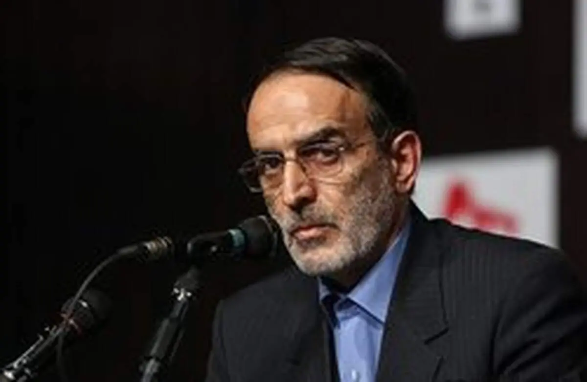 کریمی قدوسی نمی‌داند مجلس چند نماینده دارد!