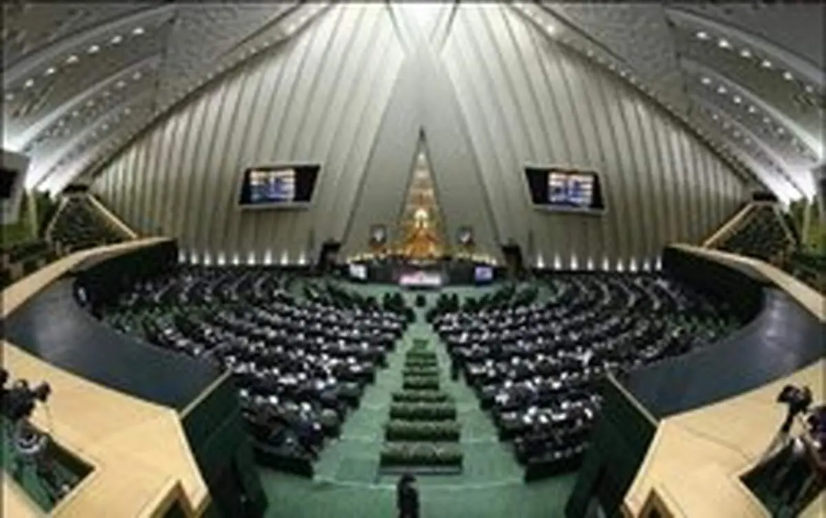 مقاماتی که نمی‌توانند نامزد نمایندگی مجلس شوند