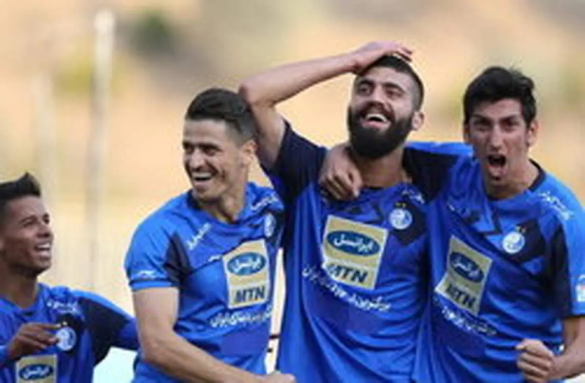 مدافع استقلال مصدوم شد؟