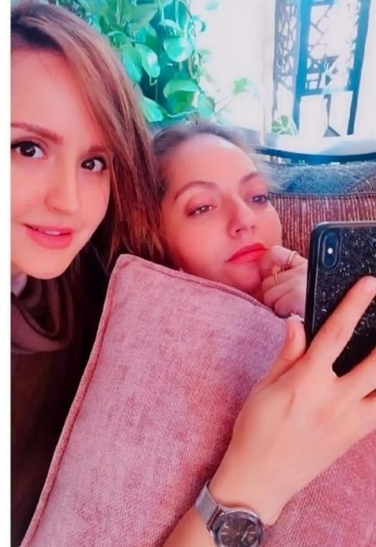 سلفی مهناز افشار با خواهرزاده‌اش