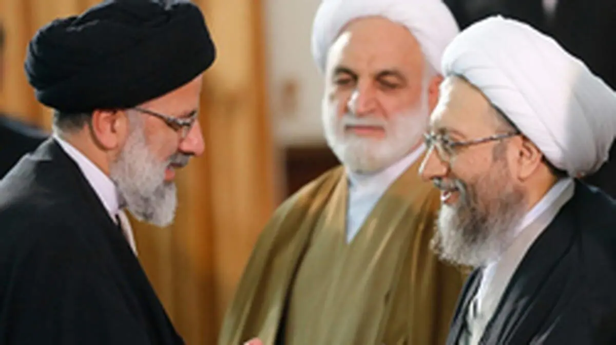 هیچ‌کس در هیچ جایگاهی حق دور زدن قانون را نخواهد داشت