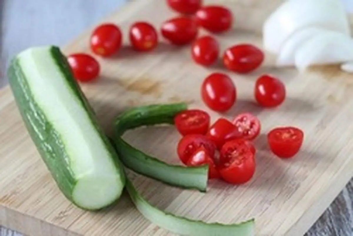 ۱۲ فایده گوجه فرنگی برای بدن