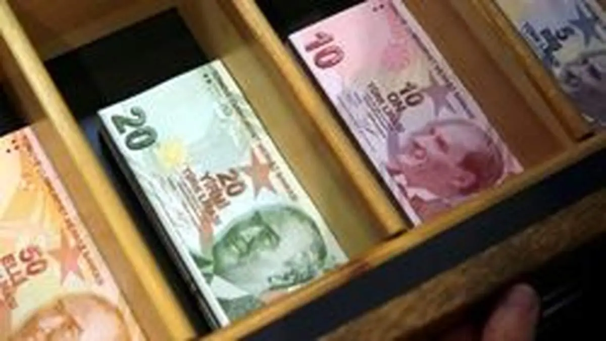 ترکیه در آستانه سقوط در رکود اقتصادی