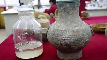 کشف نوشیدنی اکسیر حیات در مقبره دو هزار ساله