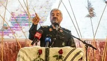 سرلشکر جعفری: اقتدار آمریکا زیرسئوال رفته است